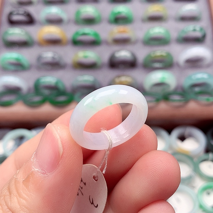 翡翠未镶嵌戒指15号