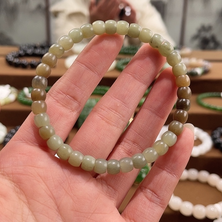 和田玉未镶嵌手链