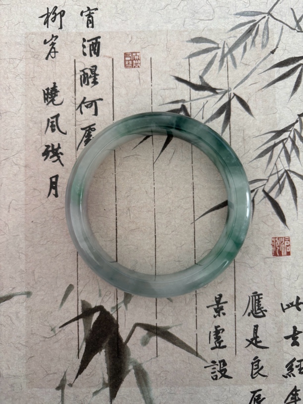 X988-五二加冰透绿飘花缅甸翡翠手镯时尚