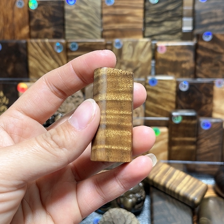 金丝楠把件金丝楠木小叶桢楠