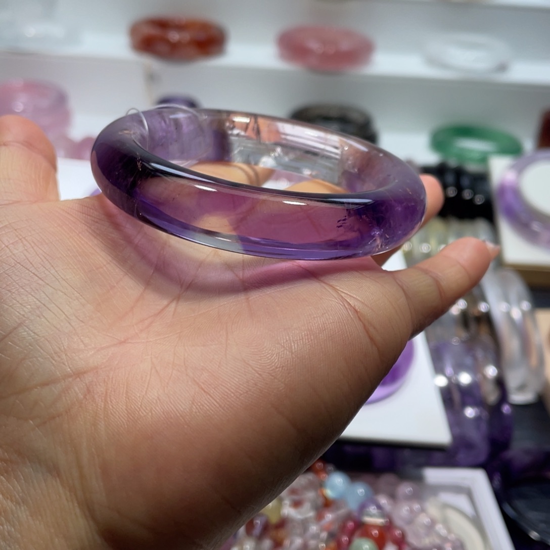 水晶手镯53圈口11号未镶嵌粉****君