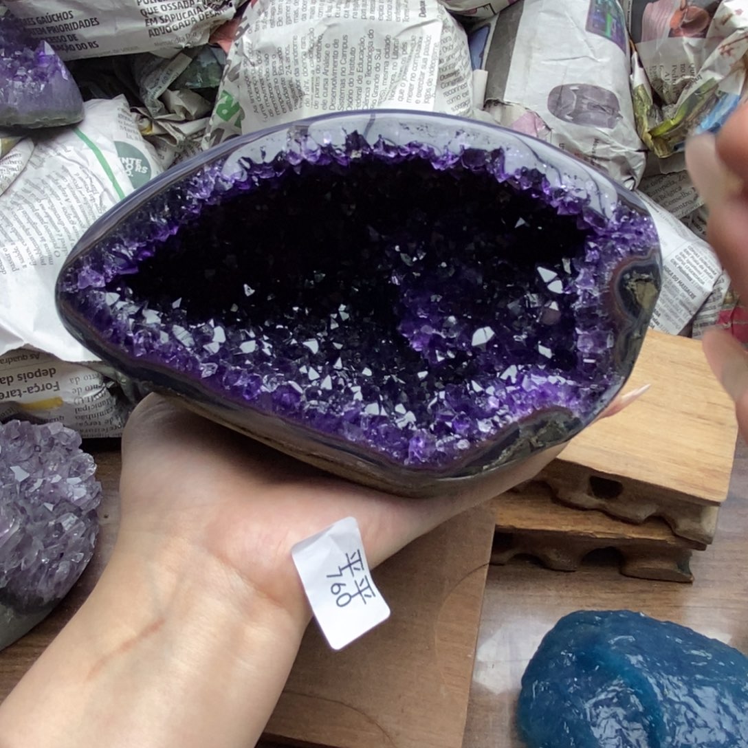 未镶嵌紫晶大型摆件（非配饰）