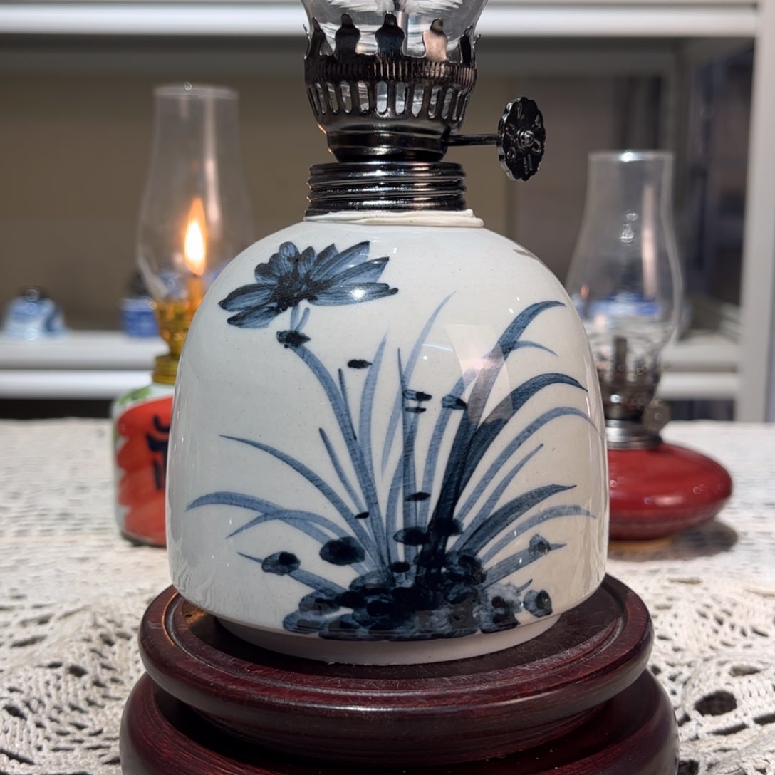 摆件景德镇陶瓷香薰灯