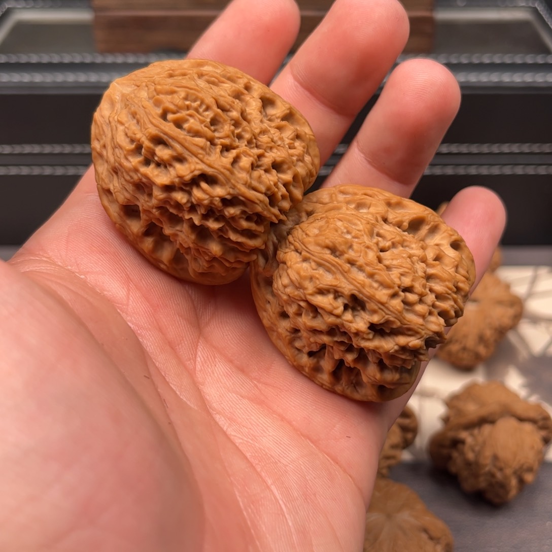 文玩核桃吊坠&***云42南将石