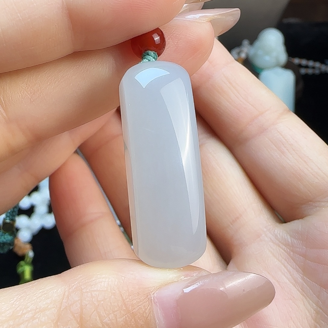 和田玉未镶嵌颈饰定制发货