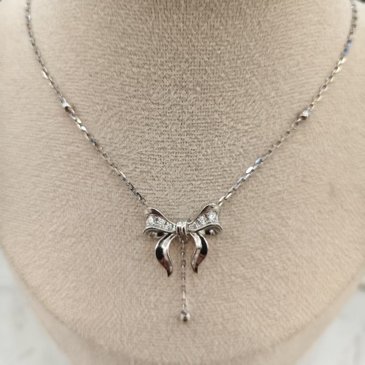 PT950铂金镶嵌在逃公主套链