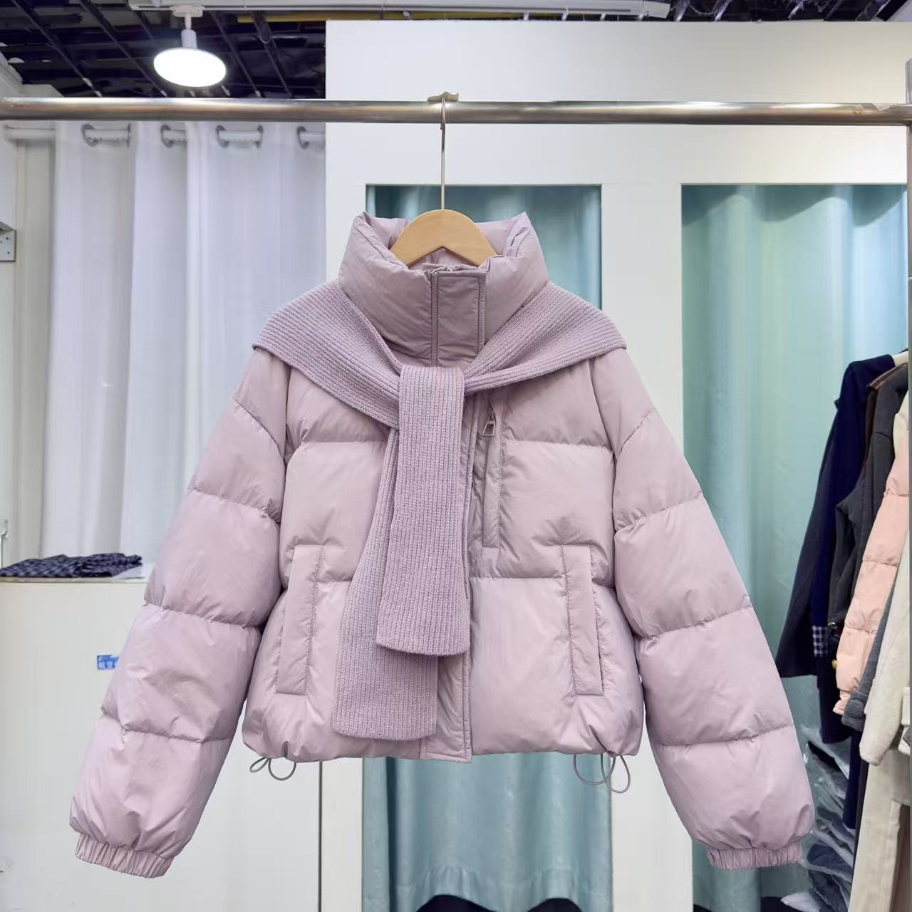 针织围巾帽短款羽绒服女小个子2025冬季新款蓬松保暖面包服外套