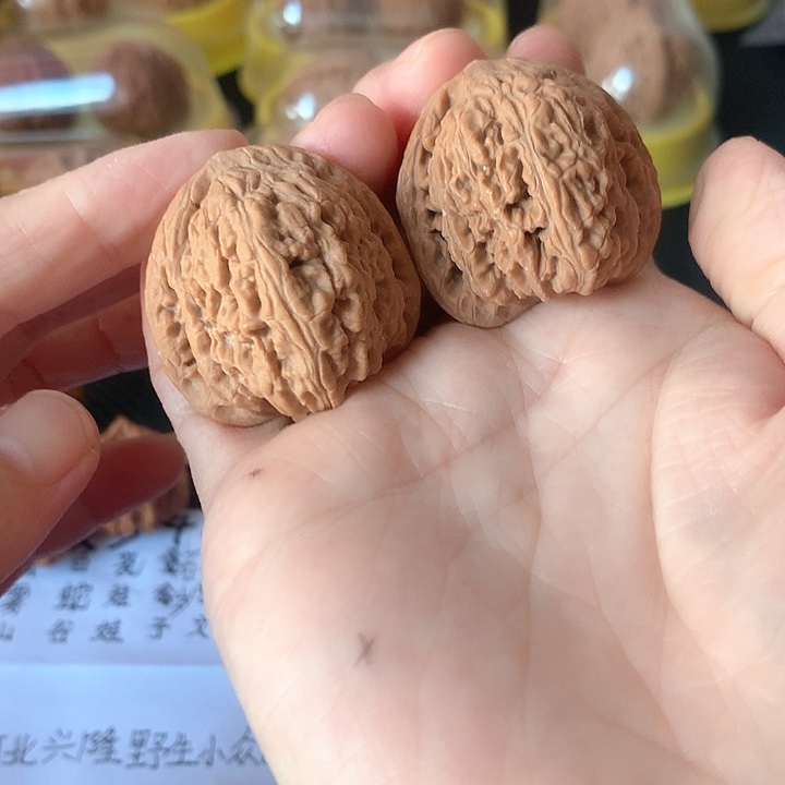 文玩核桃吊坠36红玛瑙