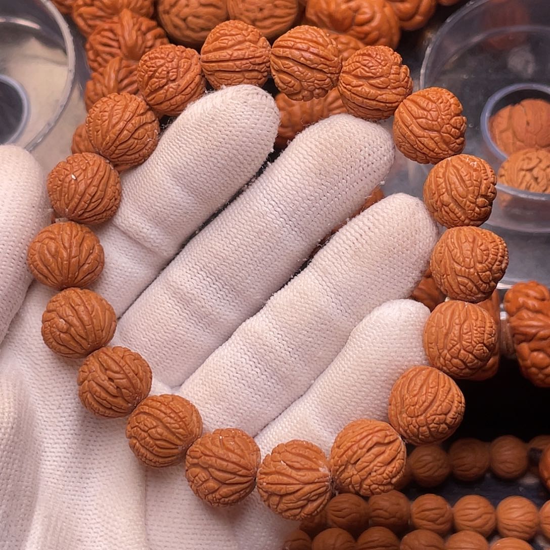 手串桃核红锦鲤1.4