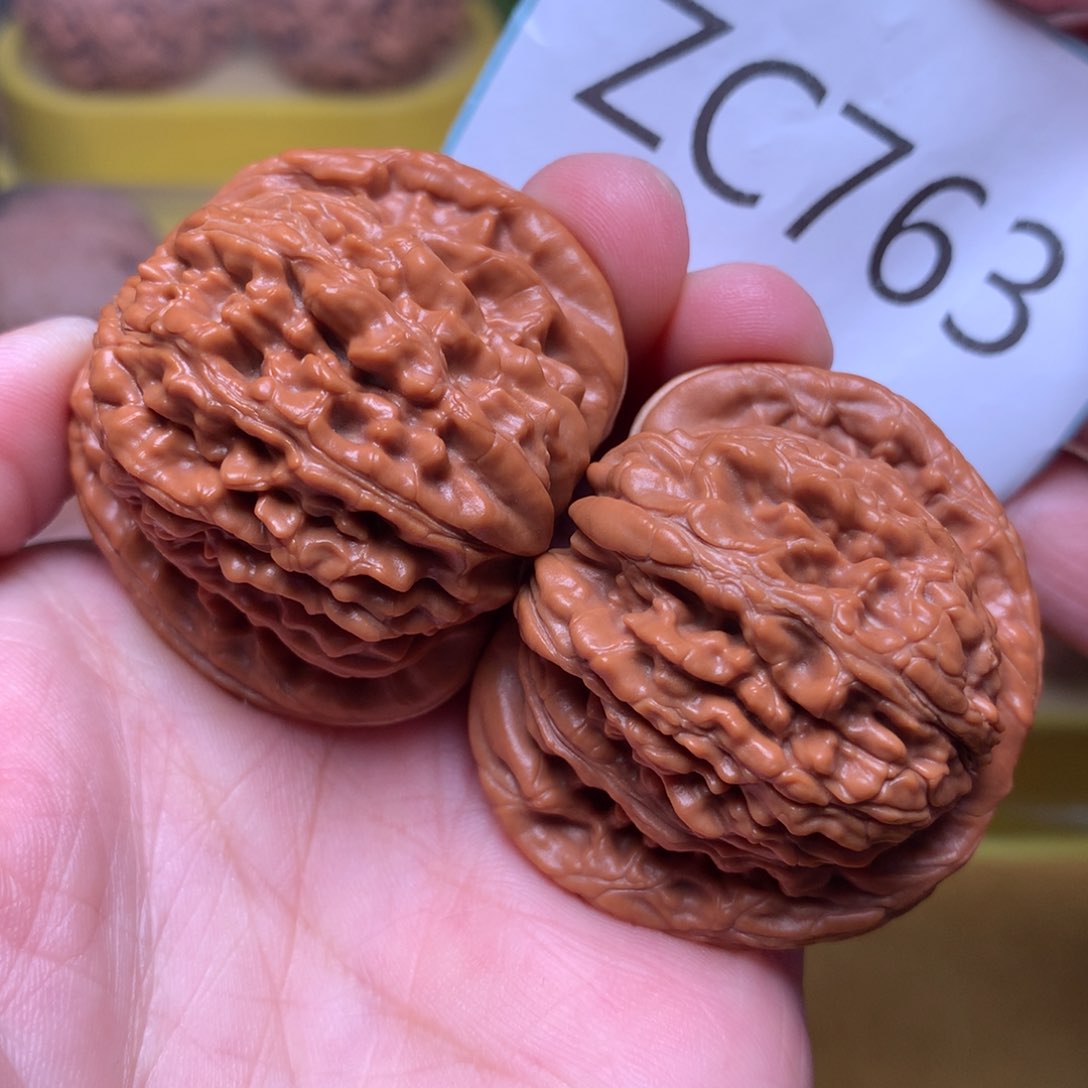 文玩核桃把件汉高楼43