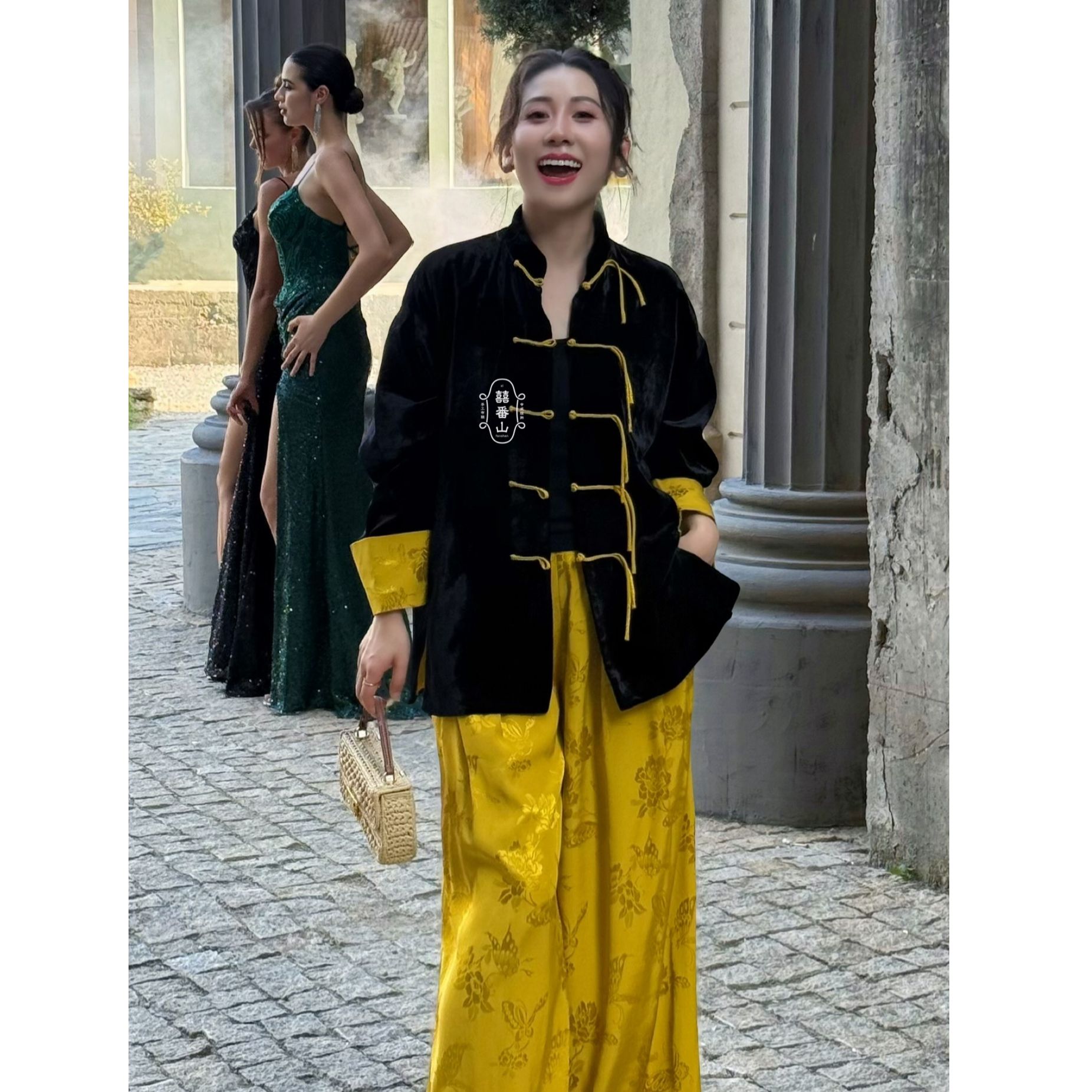 【囍番山·2025·秋季】rich老钱风•黑金天鹅绒真丝丝绒新中式外套