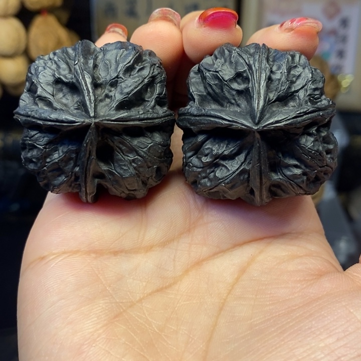 吊坠文玩核桃29盘龙玉凤四棱微瑕