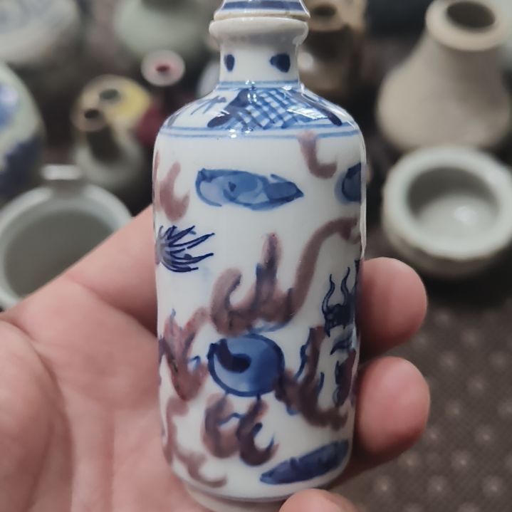 L*然一件精美青花鼻烟壶全品