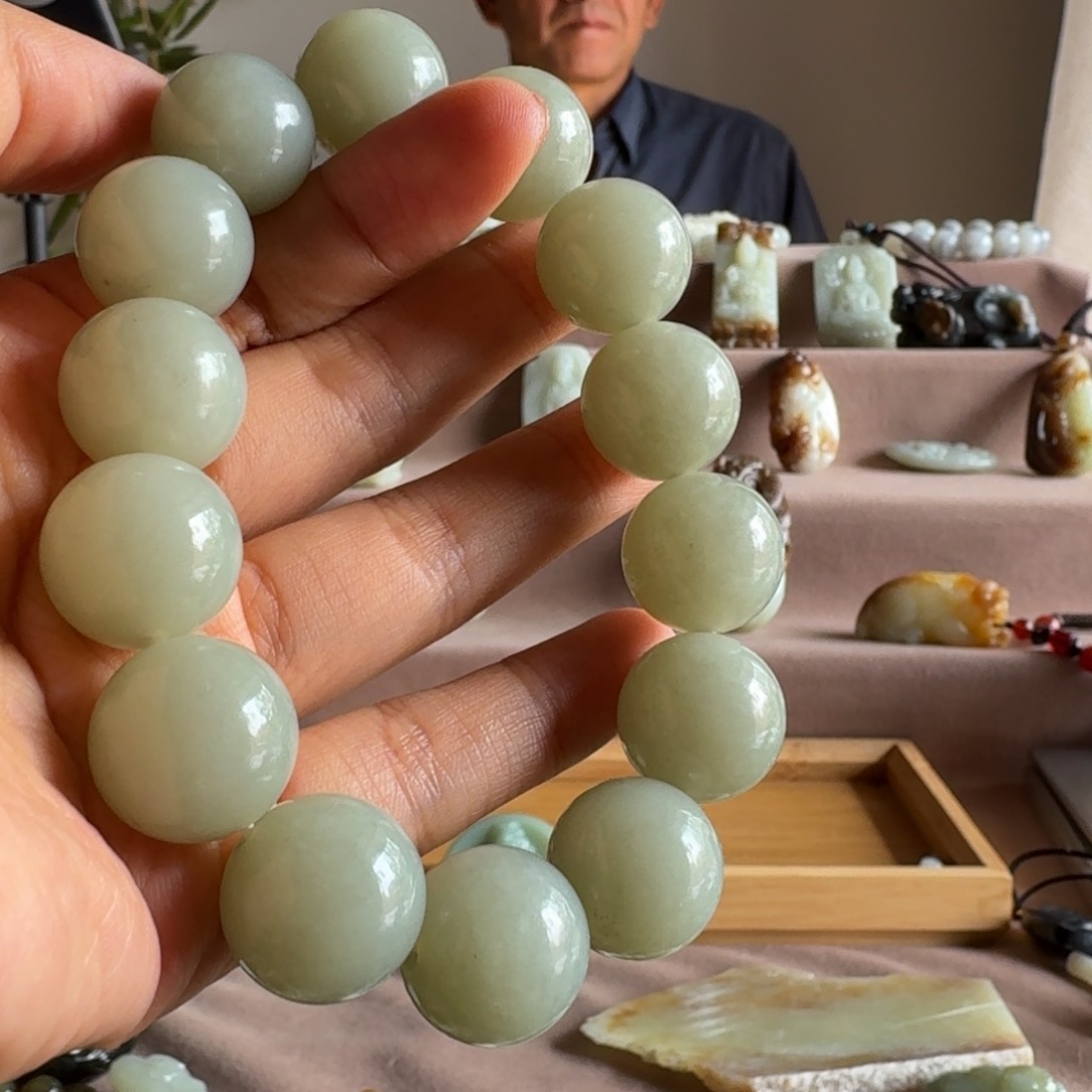和田玉（糖玉）手镯未镶嵌