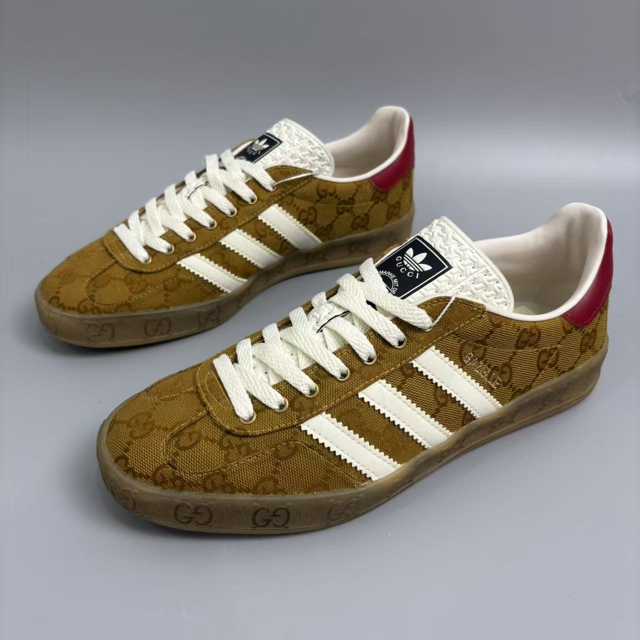 95新 GUCCI/古驰 棕色老花满印联名德训鞋40.5码 xh295