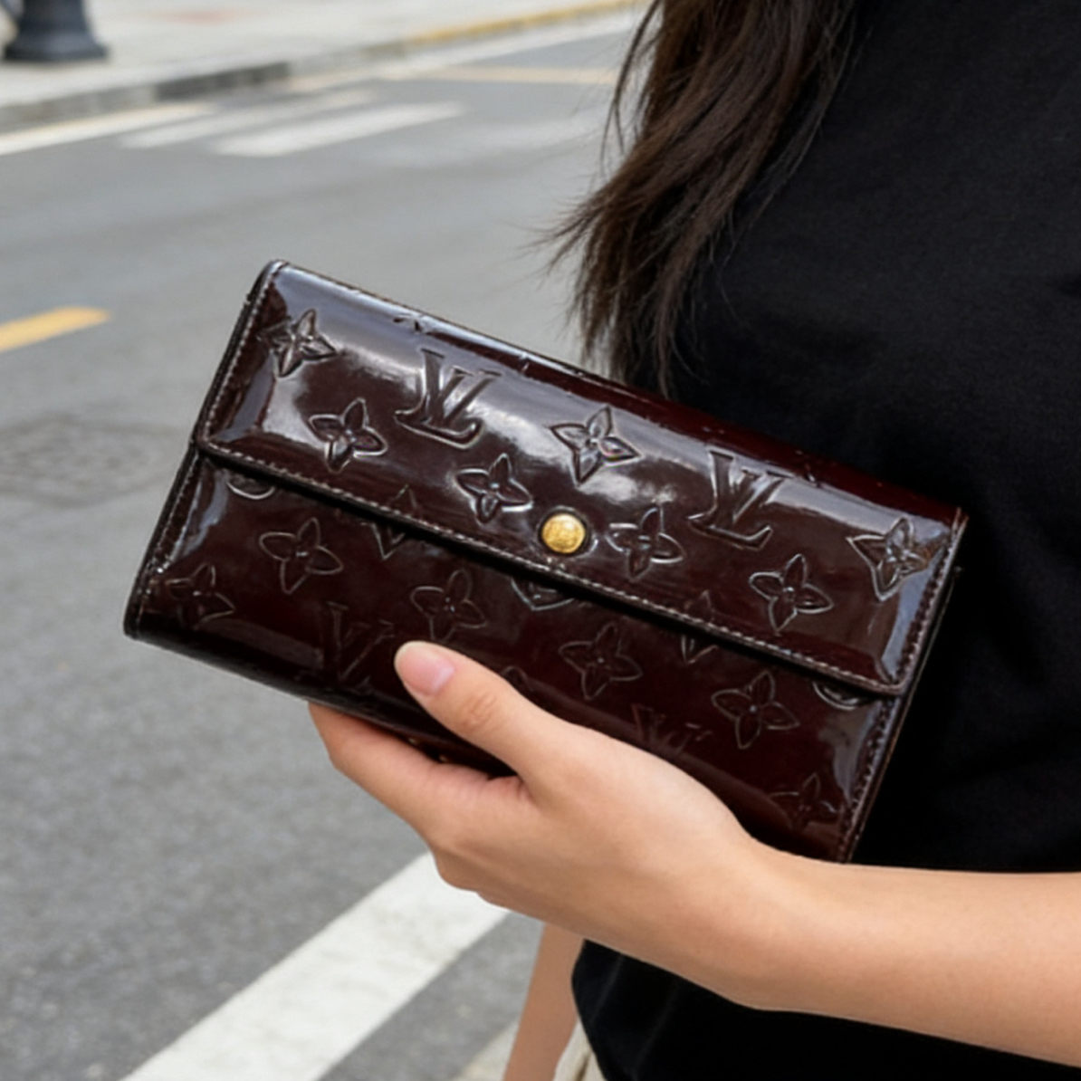 95新 LouisVuitton/路易威登 车厘子漆皮翻盖长款钱包17701853