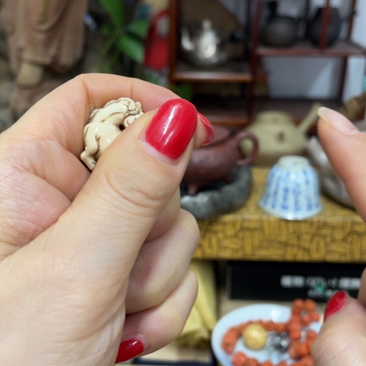 江****塑料中古艺术品摆件