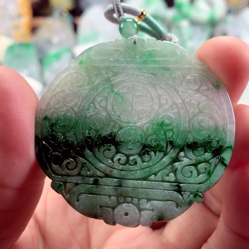 【闪购商品】翡翠吊坠(不含链)未镶嵌