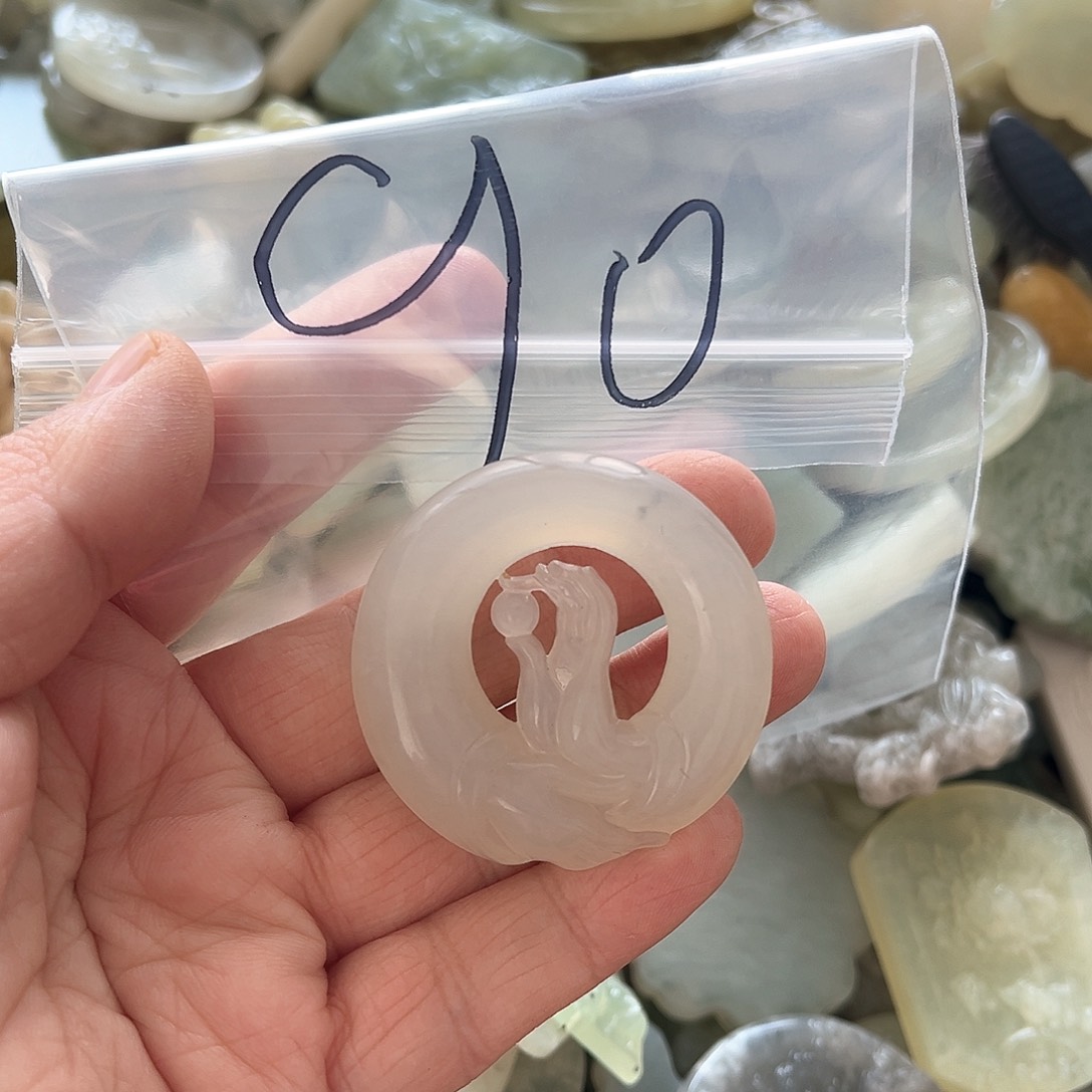 蛇纹石玉颈饰未镶嵌90
