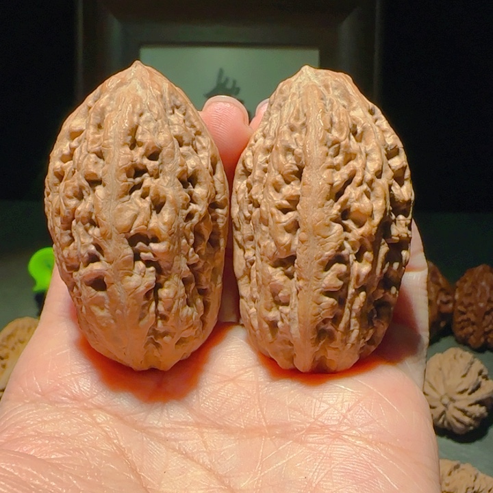 啦***啦文玩核桃吊坠米子130
