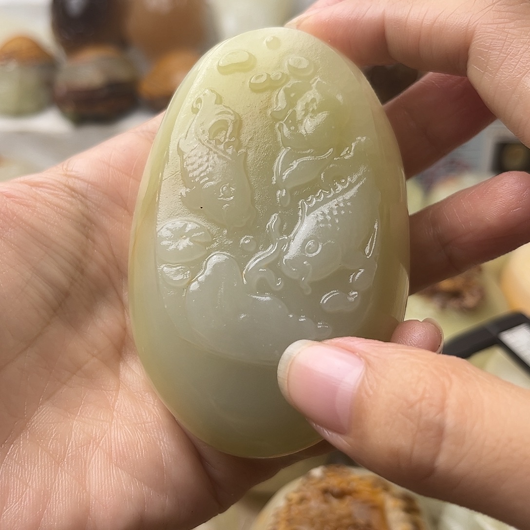 石材方解石手把摆件不退换鱼