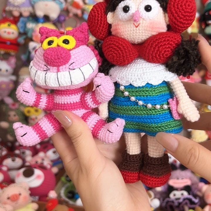 丝丝小女孩猫挂件钥匙扣