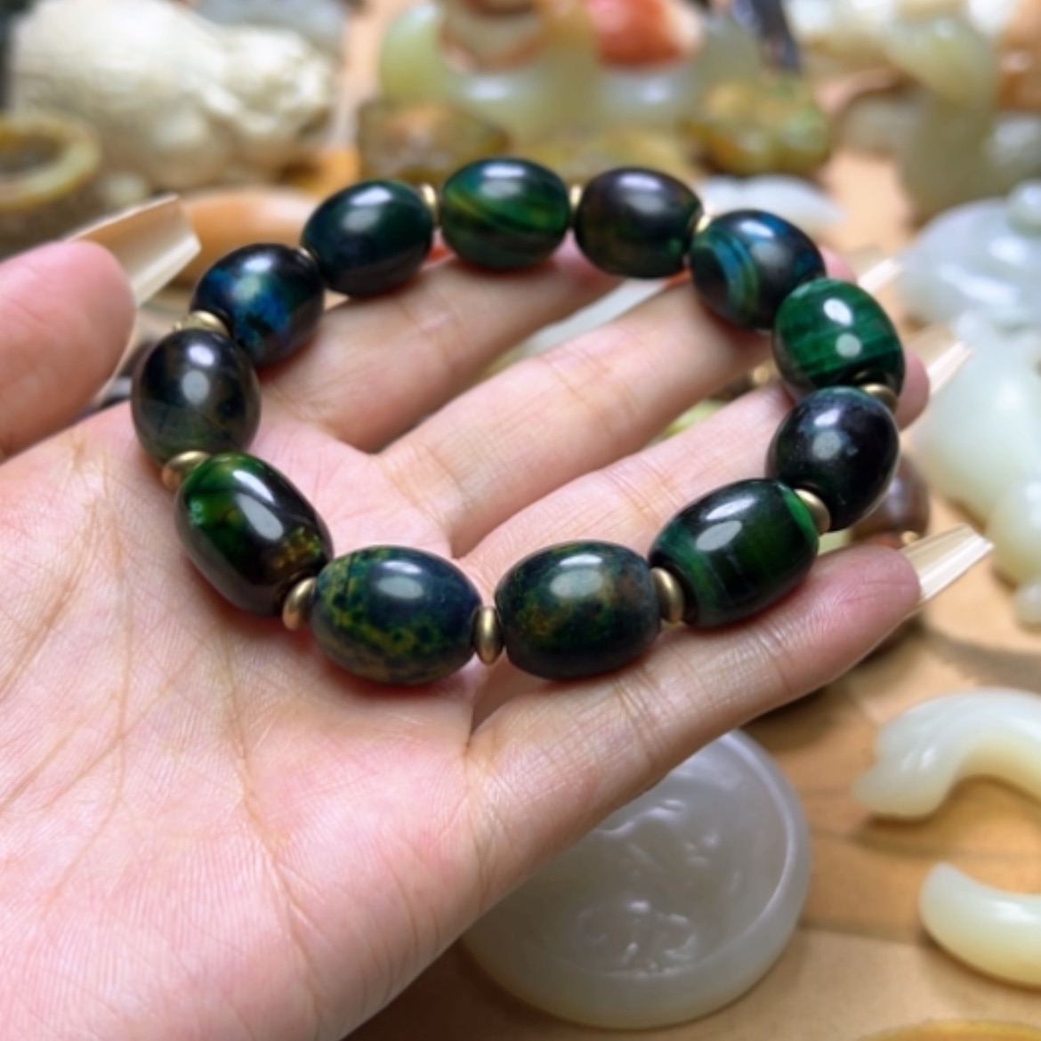 【闪购商品】蛇纹石玉颈饰未镶嵌