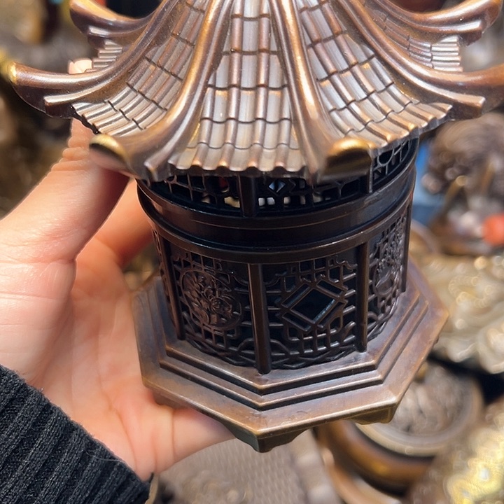 铜器摆件老王直播间