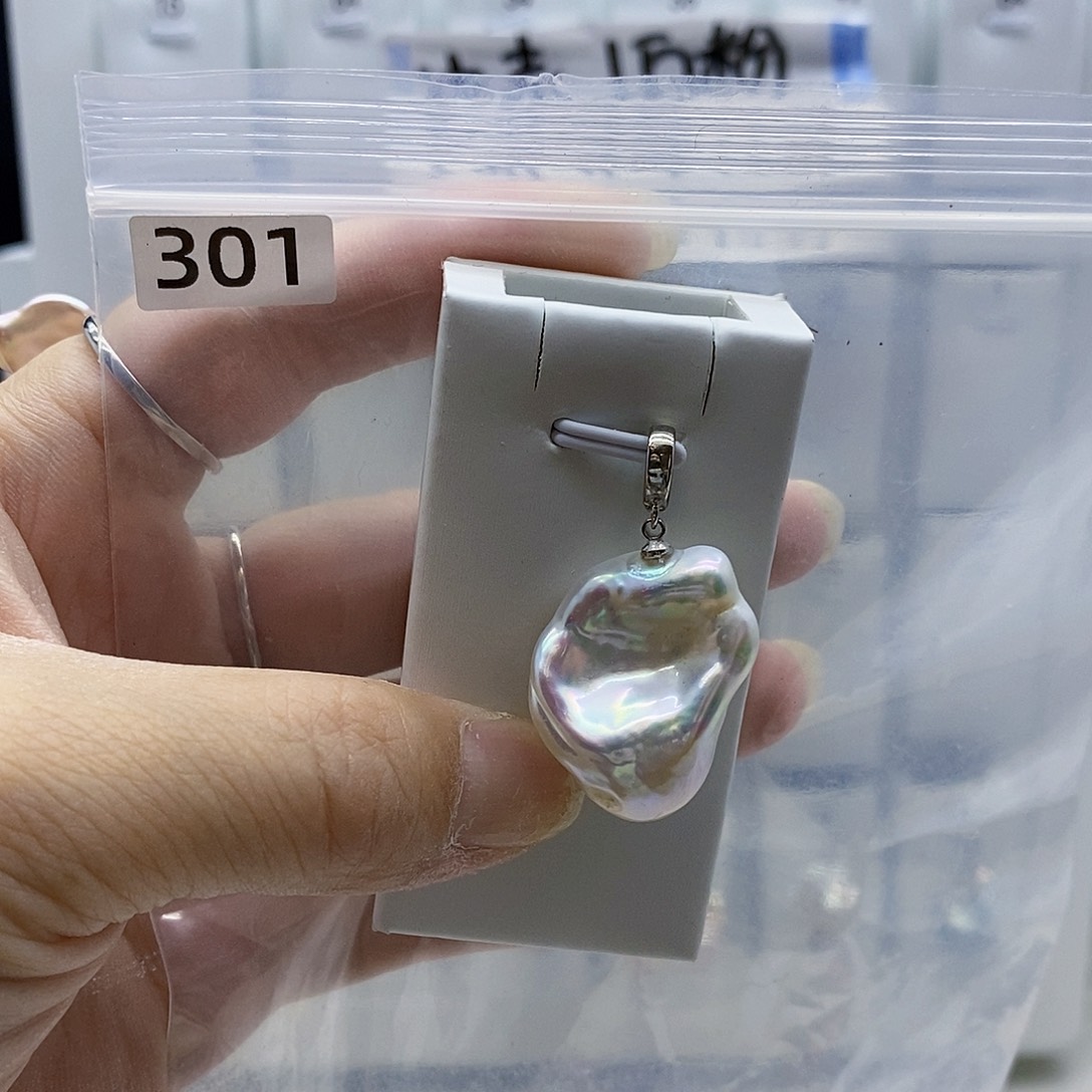 颈饰合金淡水珍珠