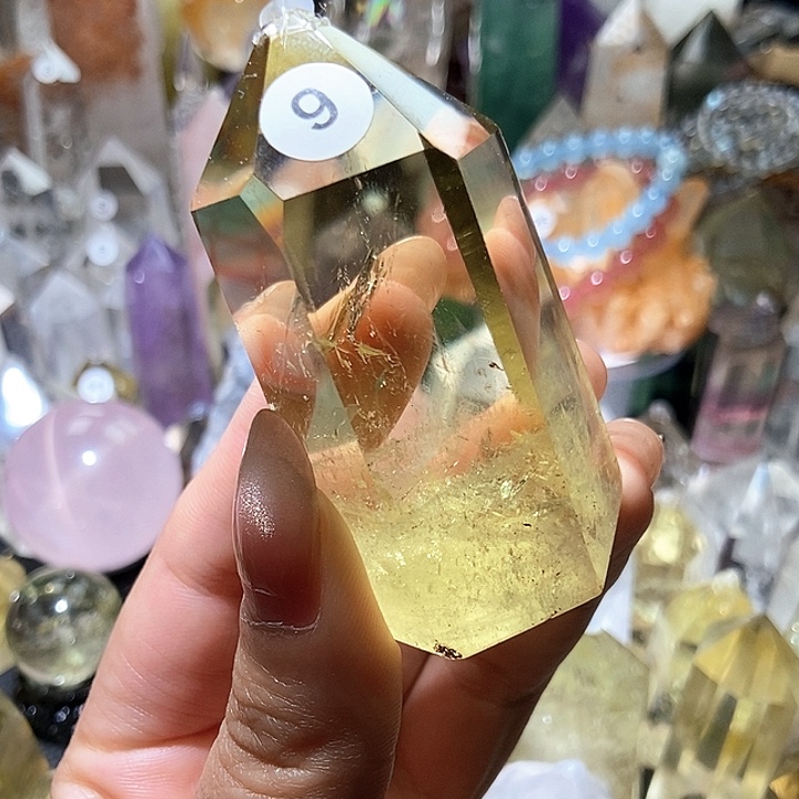 水晶手链未镶嵌黄水晶柱