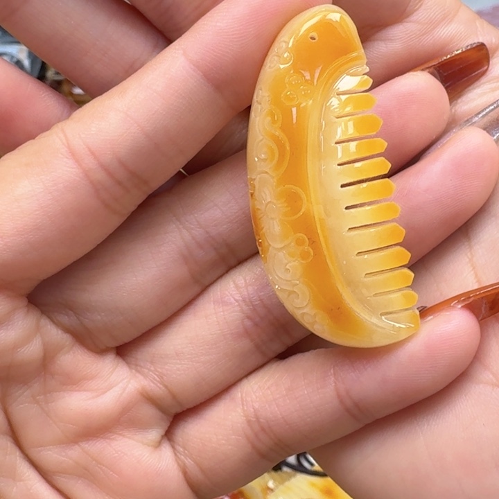 琥珀未镶嵌珠宝奇石