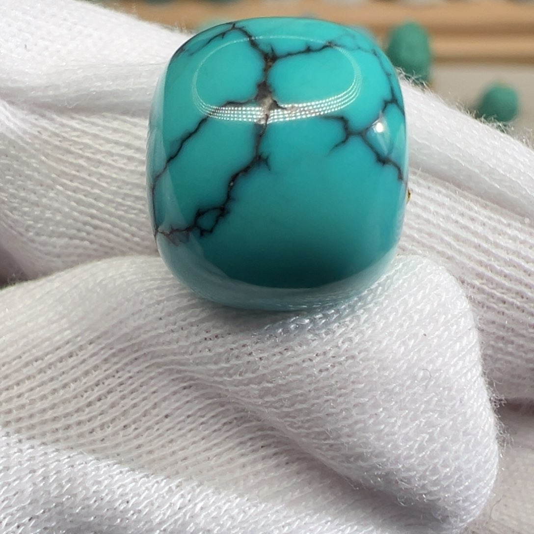 绿松石配饰未镶嵌