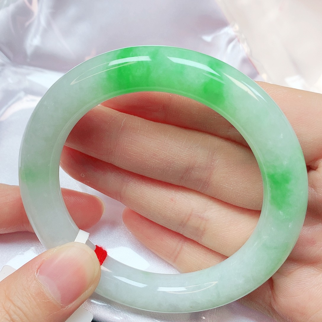 未镶嵌手镯翡翠抖音165