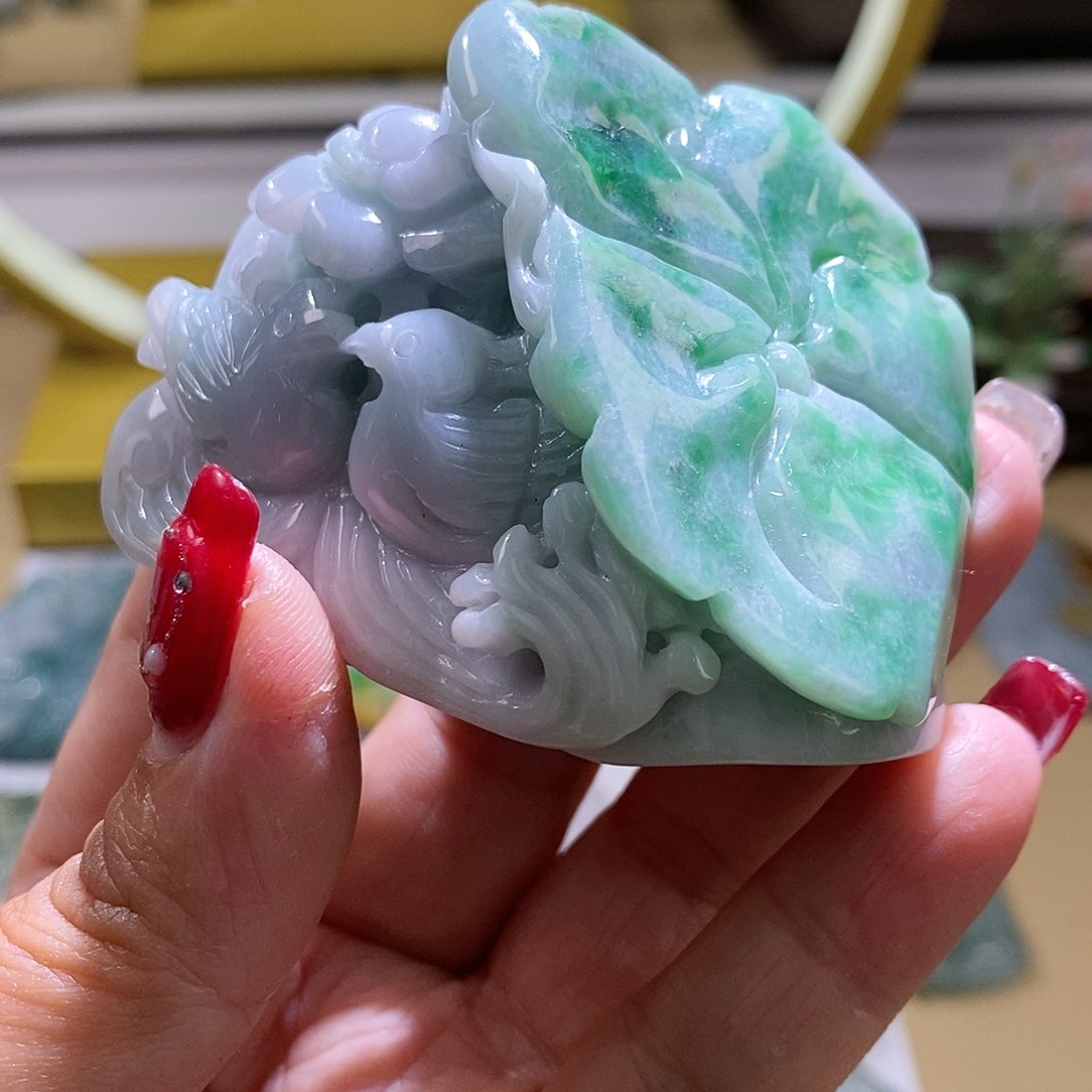 【闪购商品】翡翠颈饰未镶嵌荷叶