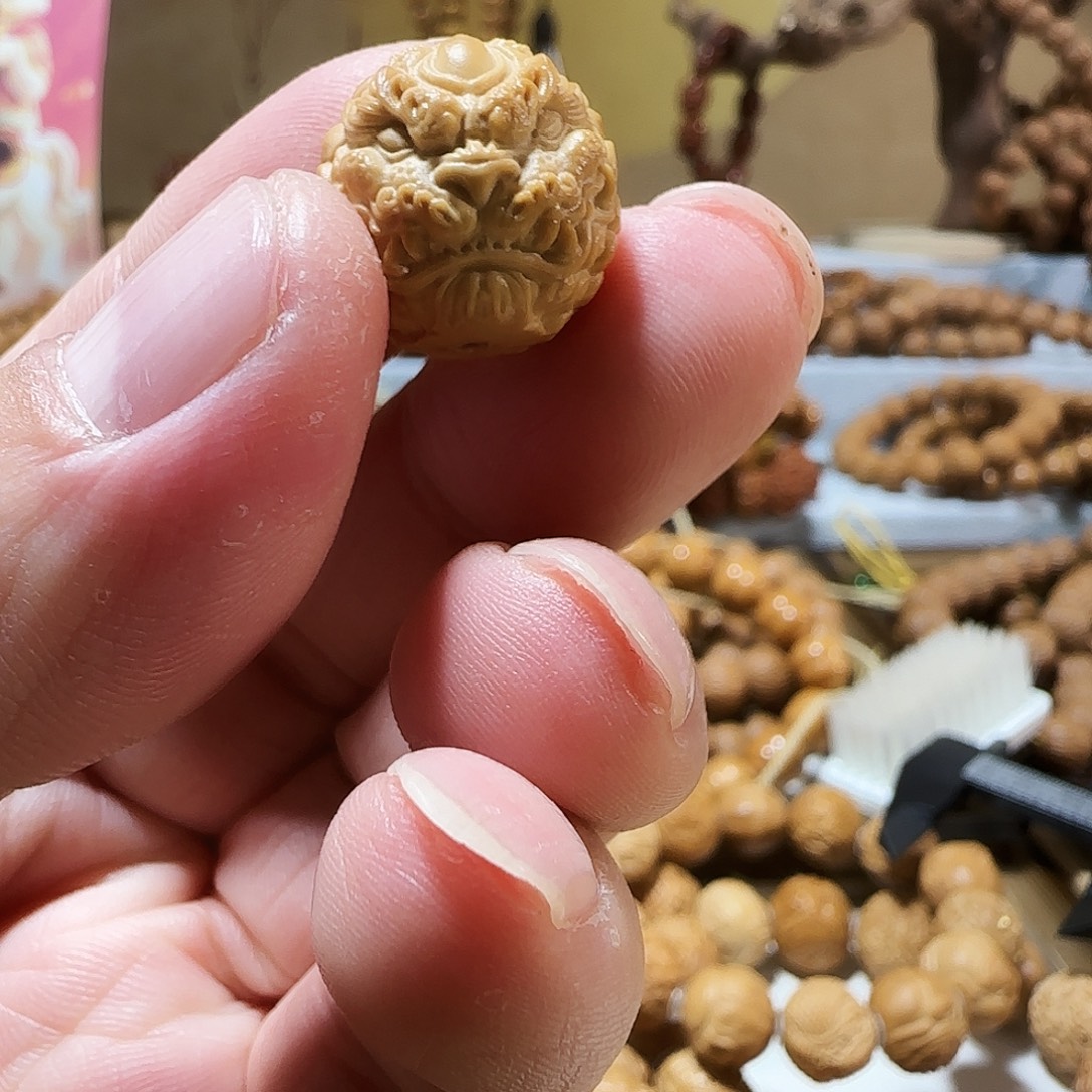 皇***玛猴头核桃手串全品无暇猴头手串雕刻唐狮