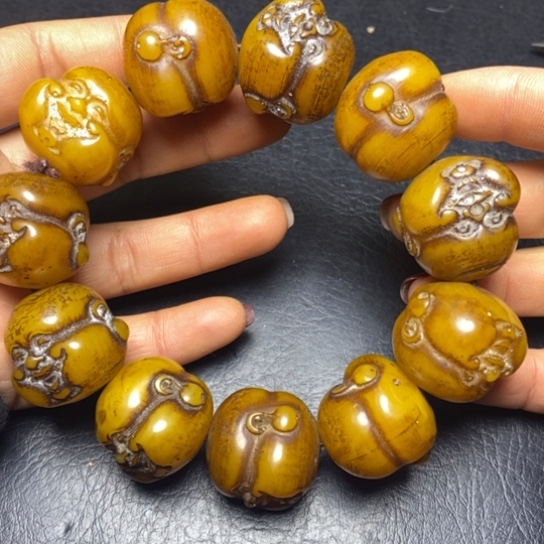 和田玉（糖玉）挂件未镶嵌