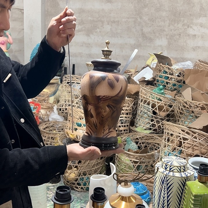 瓶高度33厘米宽度14厘米微瑕捡漏