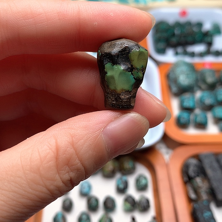 J***。湖北天然原矿松石特色三桶14.3