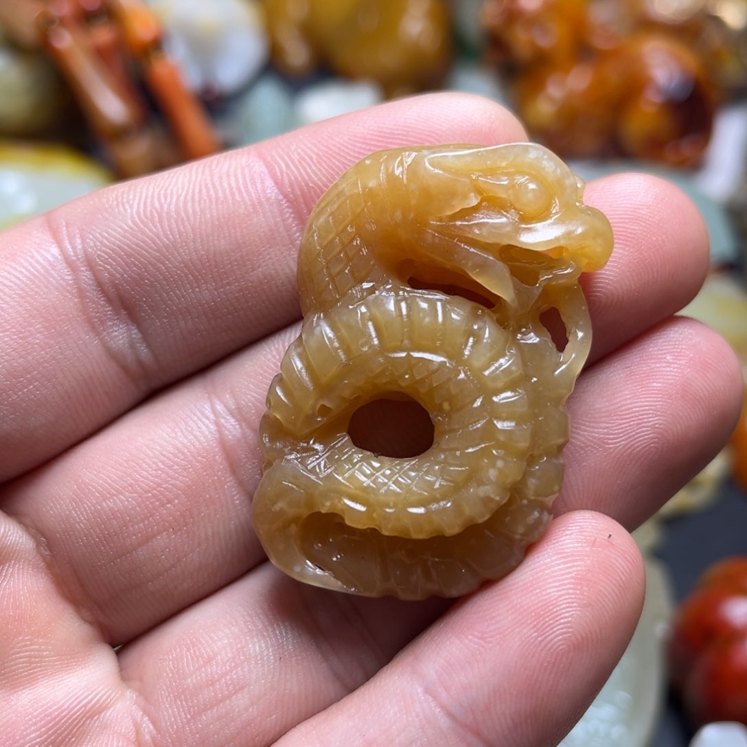 和田玉挂件未镶嵌