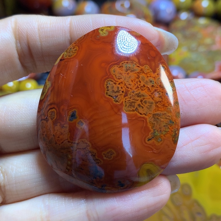 玛瑙/玉髓战国红吊坠未镶嵌