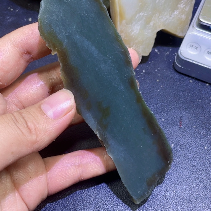 未镶嵌和田玉珠宝半成品