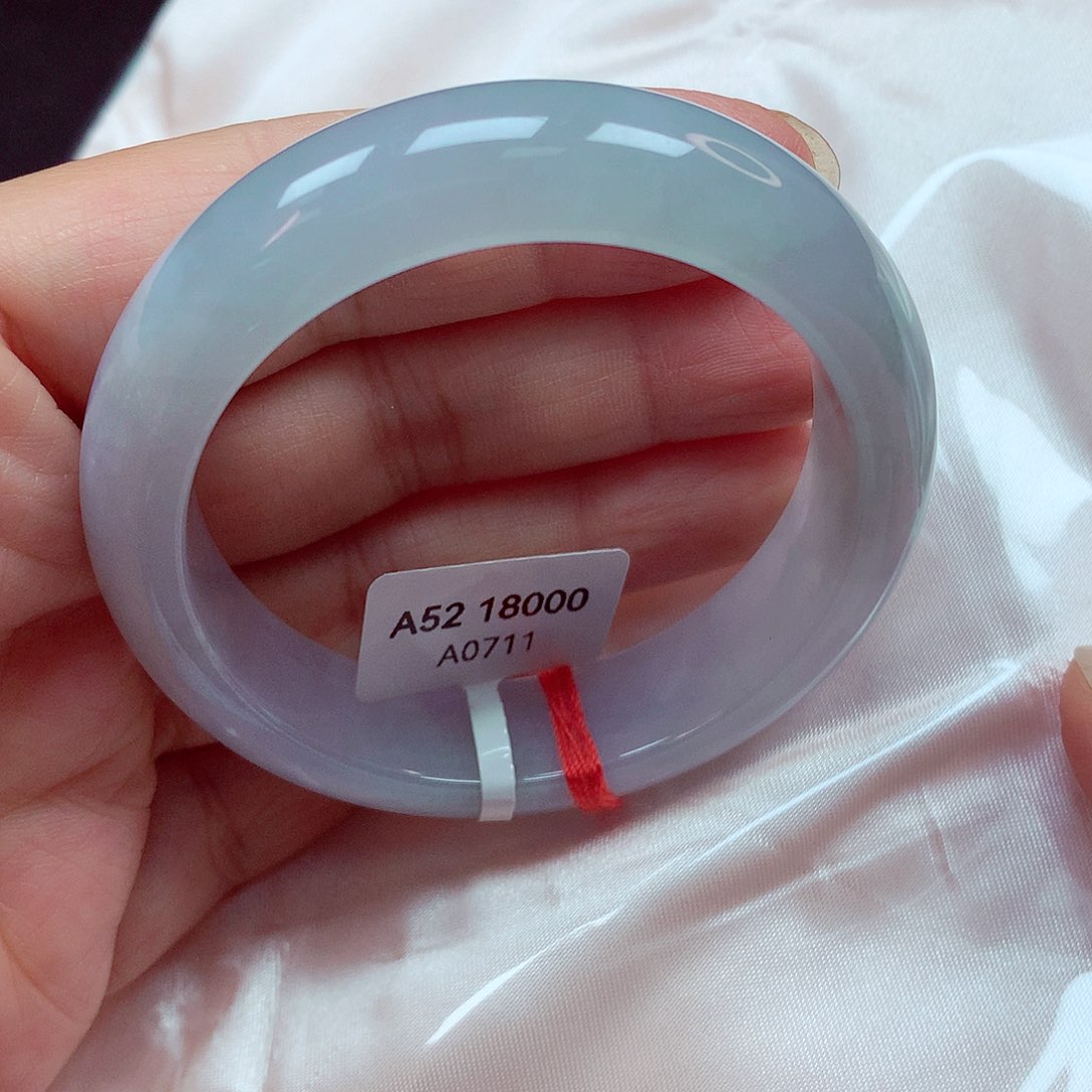 翡翠手镯未镶嵌手镯52