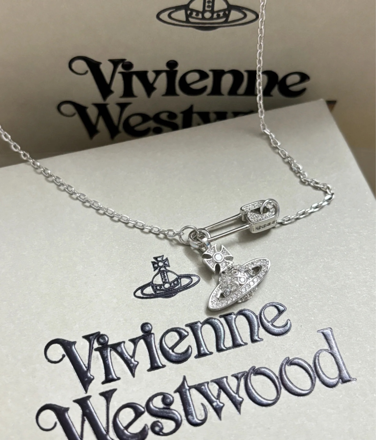 未使用 Vivienne Westwood/薇薇安·威斯特伍德 别针项链 16980440