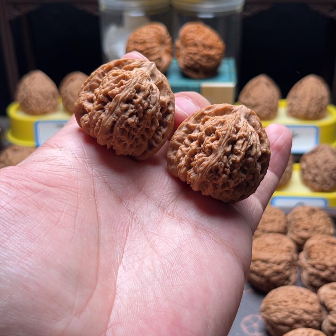 把件文玩核桃沐**三角疆