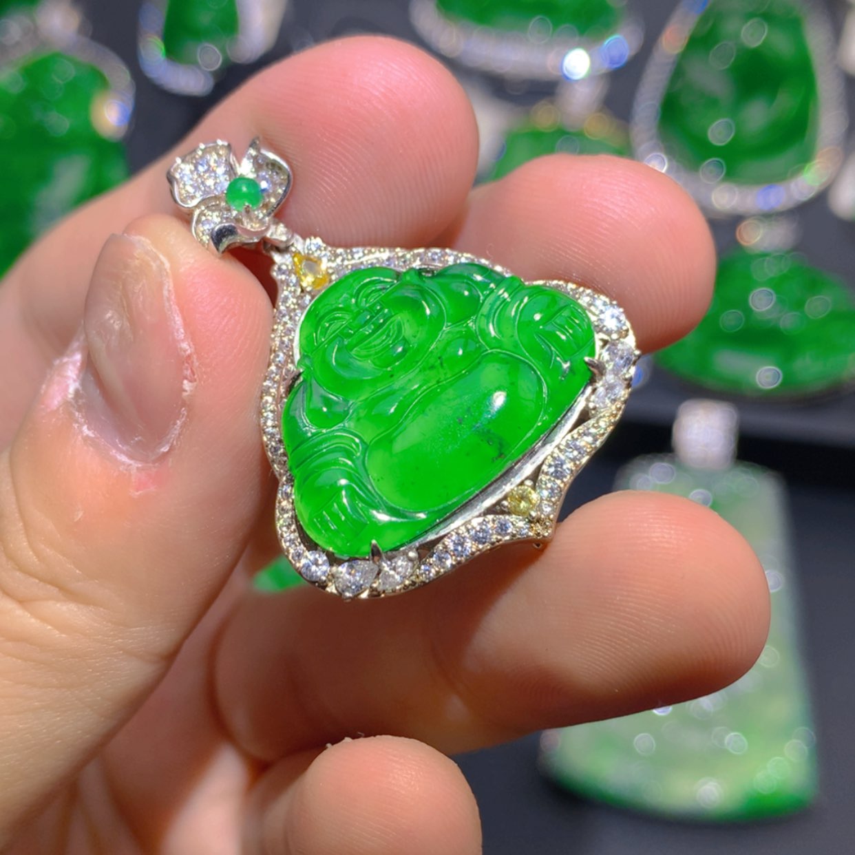 【闪购商品】翡翠颈饰银S925镶嵌111111111