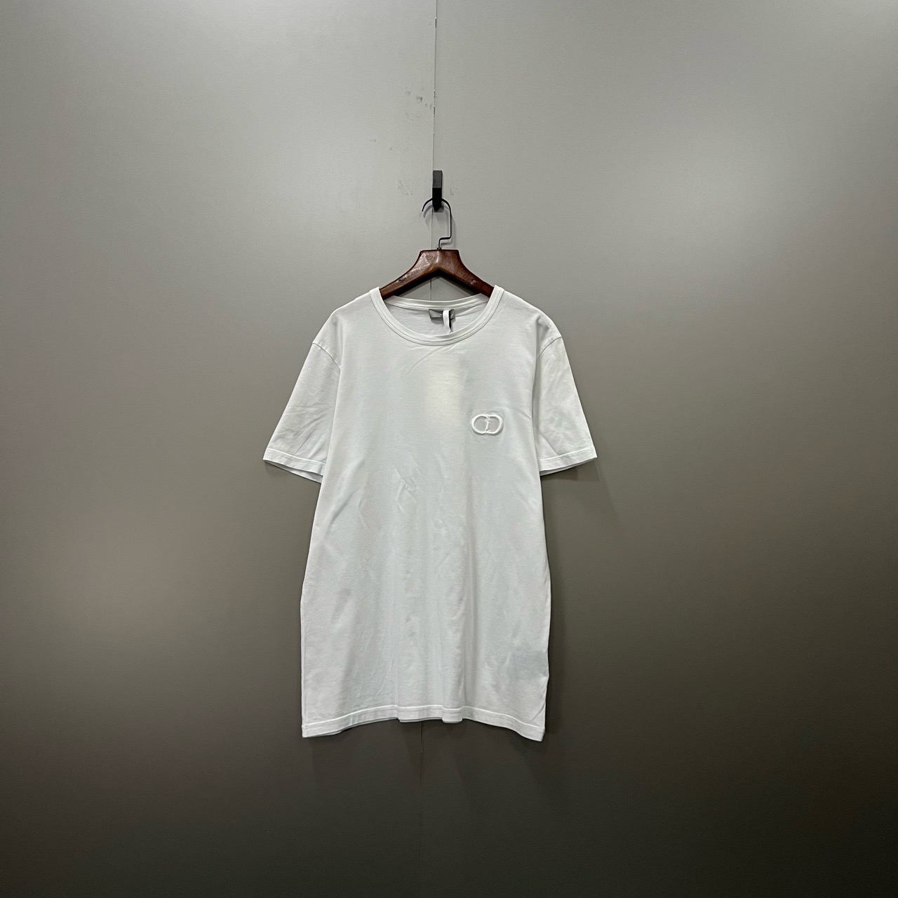 95新 DIOR/迪奥 （bb）白色CD刺绣logo短袖 L码/5400/bc006608