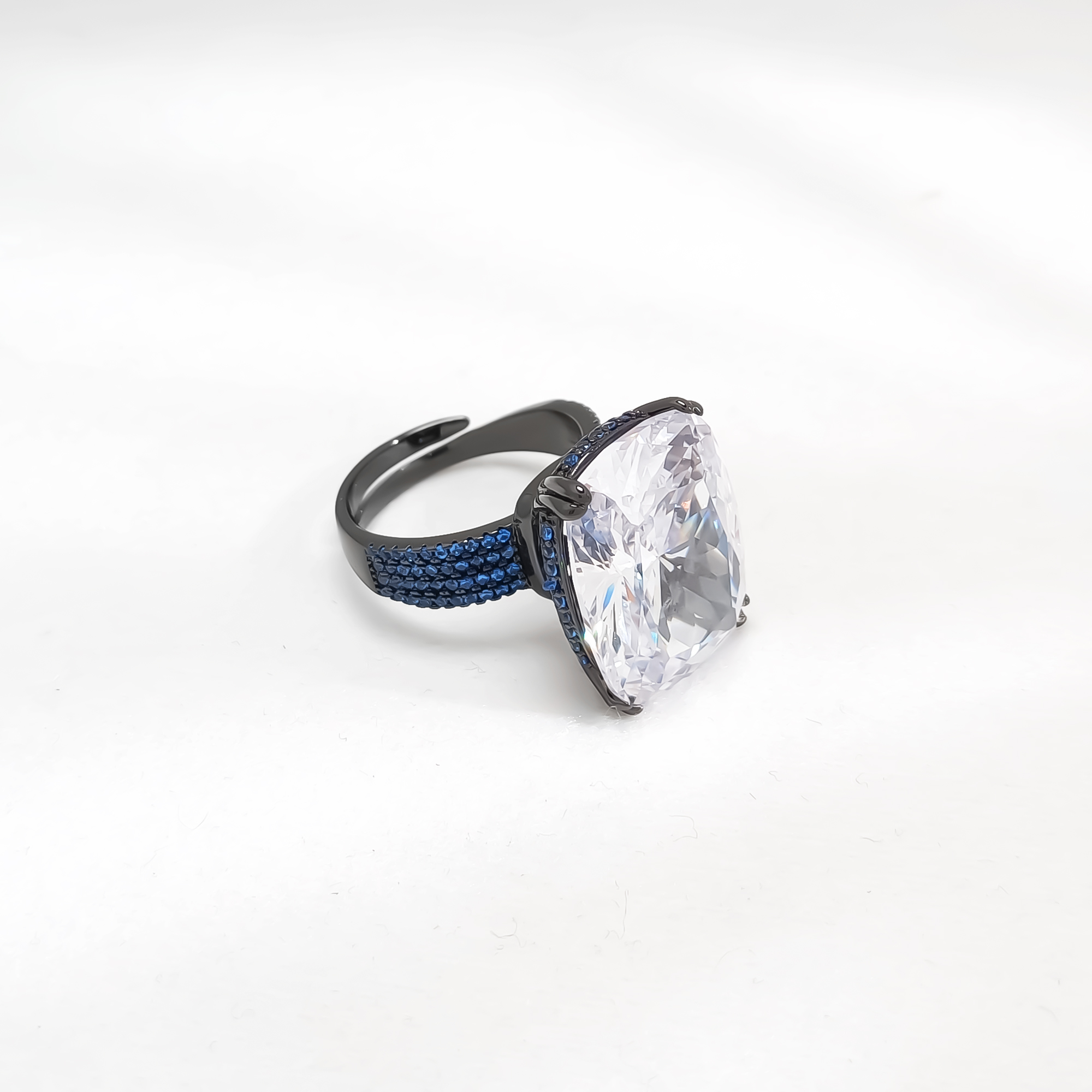 铜合金合成锆石戒指 VWHSM-009137【暗夜初雪】戒指轻奢精致