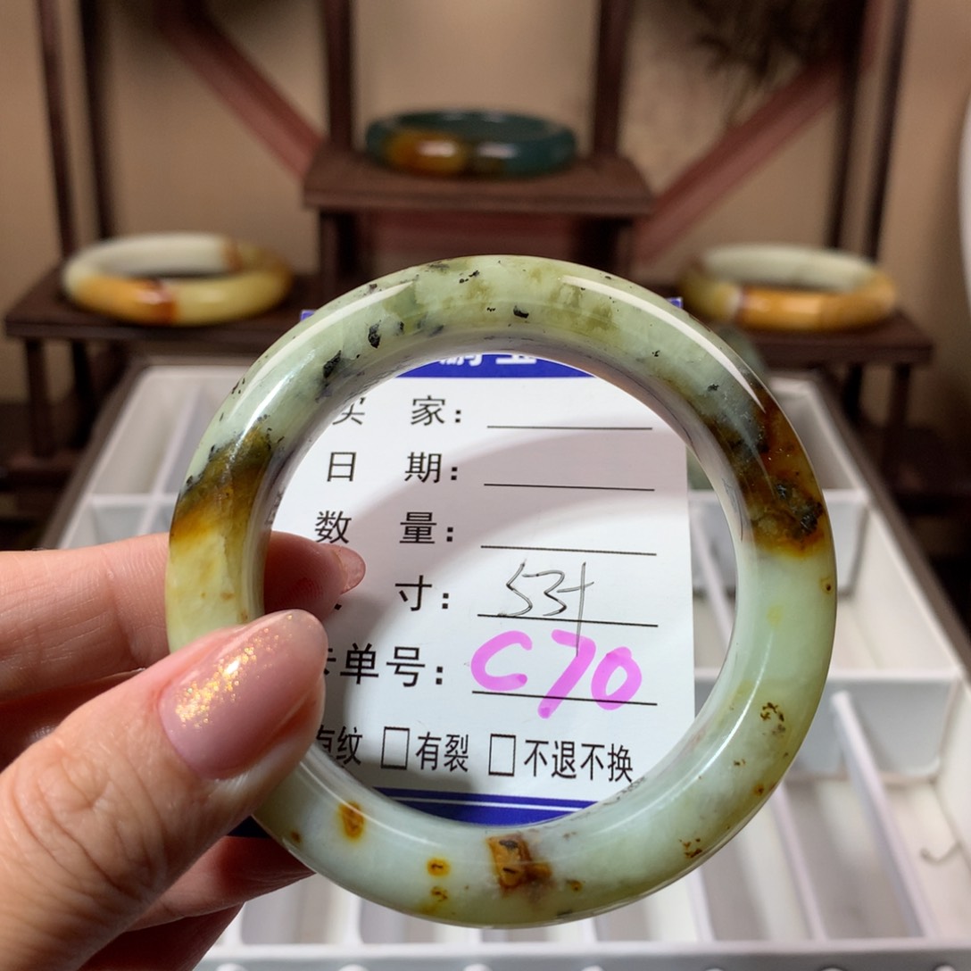 【闪购商品】蛇纹石玉手镯未镶嵌