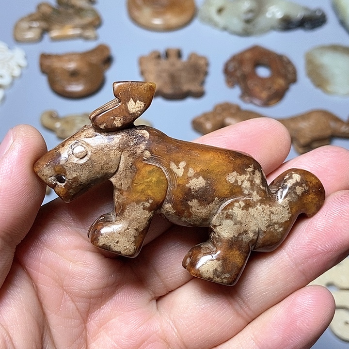 和田玉未镶嵌颈饰39