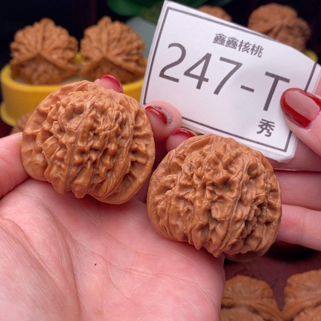 文玩核桃把件汉高楼42